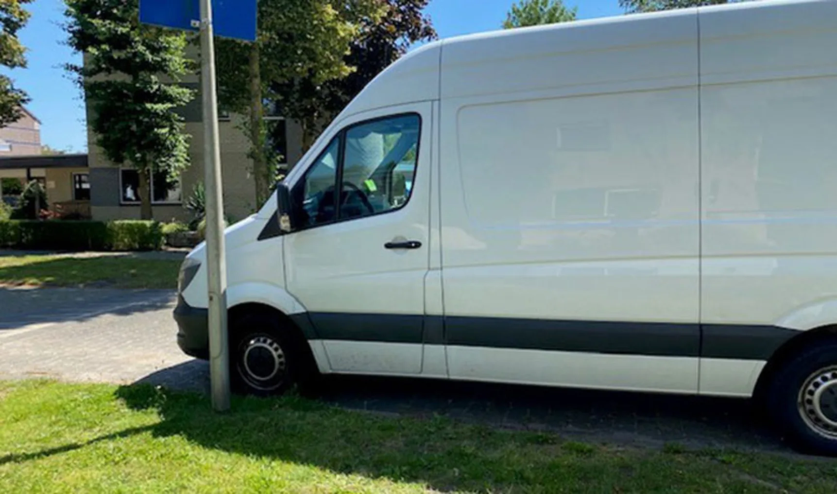 IT20240625 minvan I en W